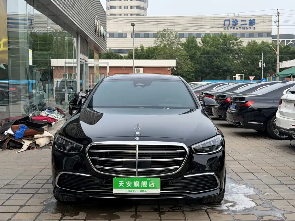 Mercedes-Benz S-Class 2025 — фото 2