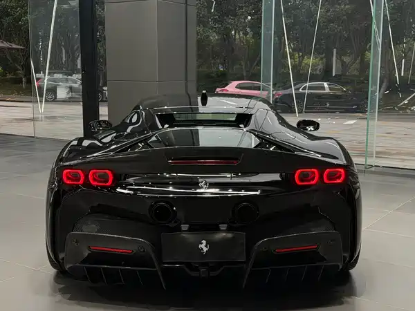 Ferrari SF90 2020