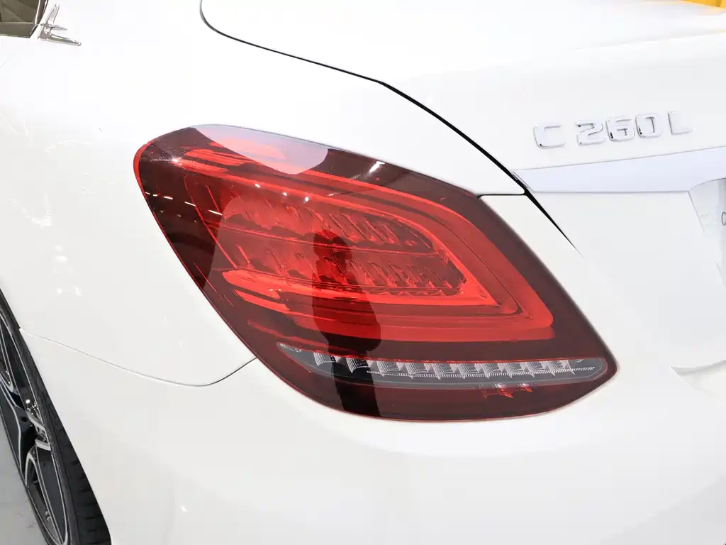 Mercedes-Benz C-Class 2021 — фото 10