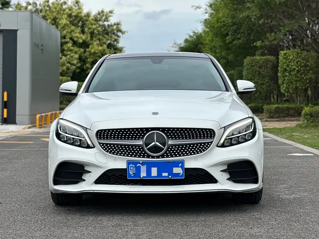 Mercedes-Benz C-Class 2021