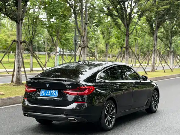 BMW 6 Series GT 2021
