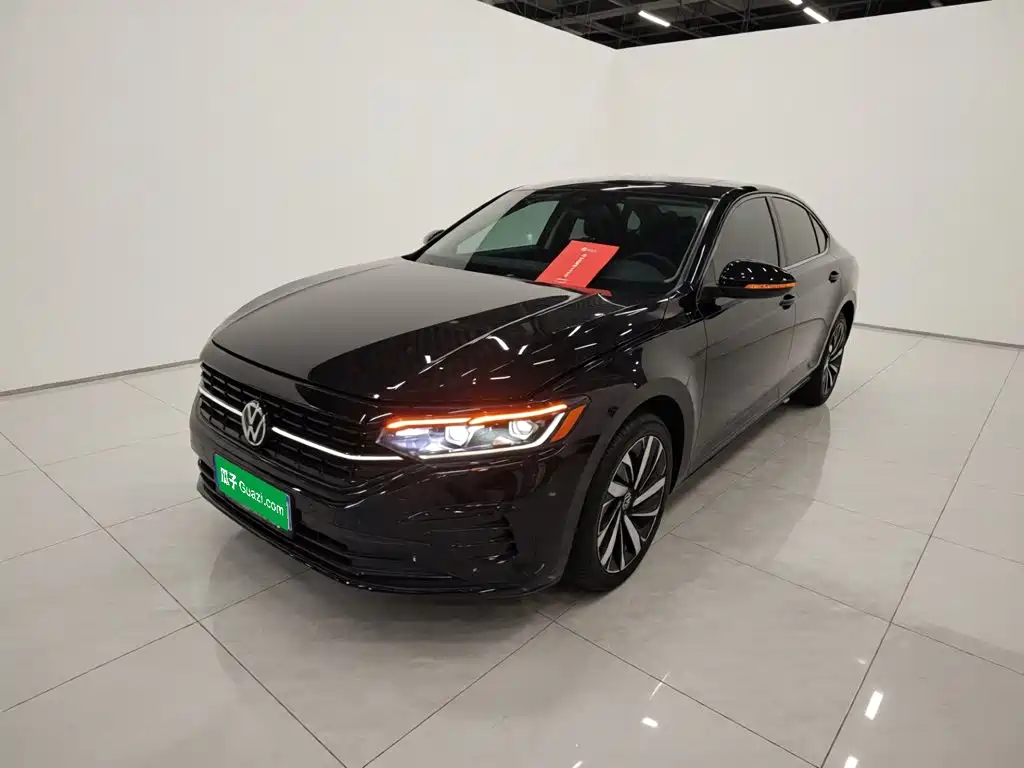 Volkswagen Passat 2023