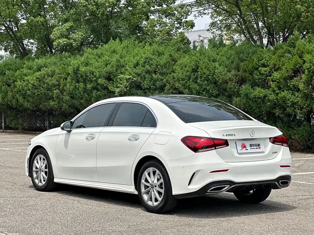 Mercedes-Benz A-Class 2022 — фото 11