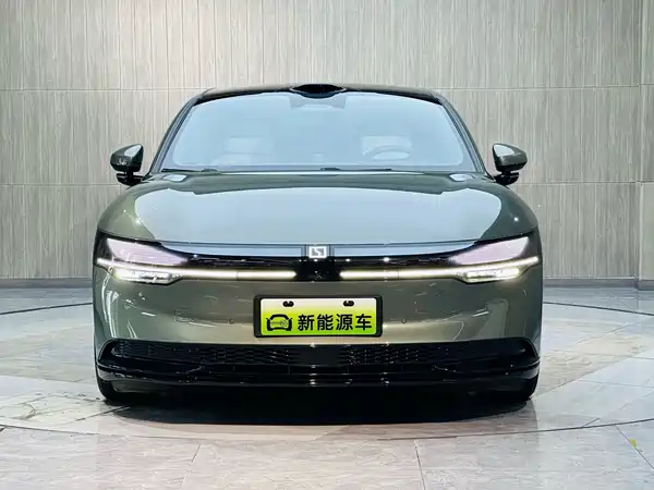 Zeekr 007 2024