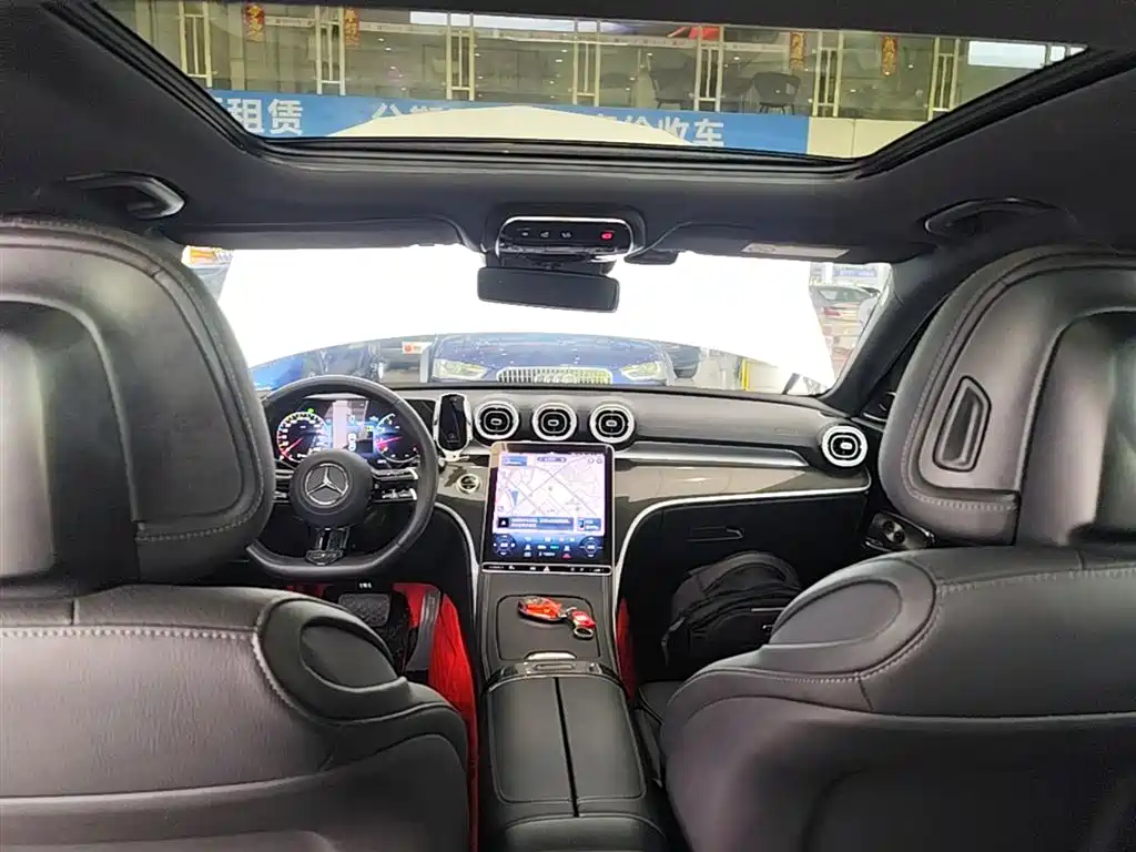 Mercedes-Benz C-Class 2023 — фото 18