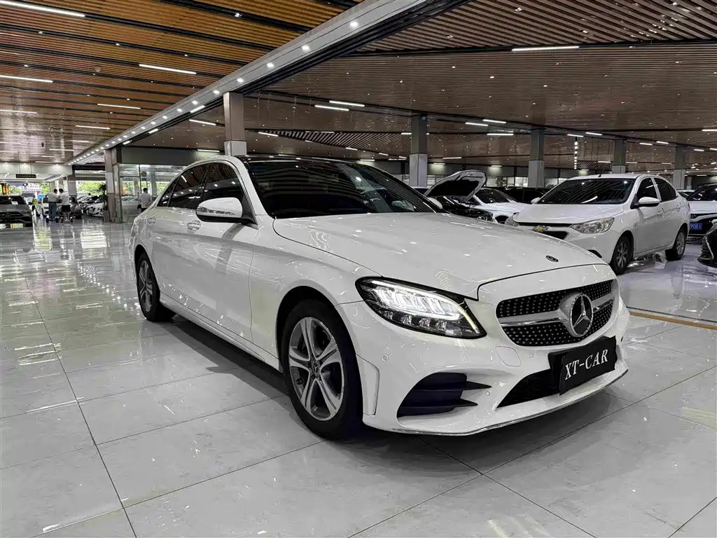 Mercedes-Benz C-Class 2020 — фото 3