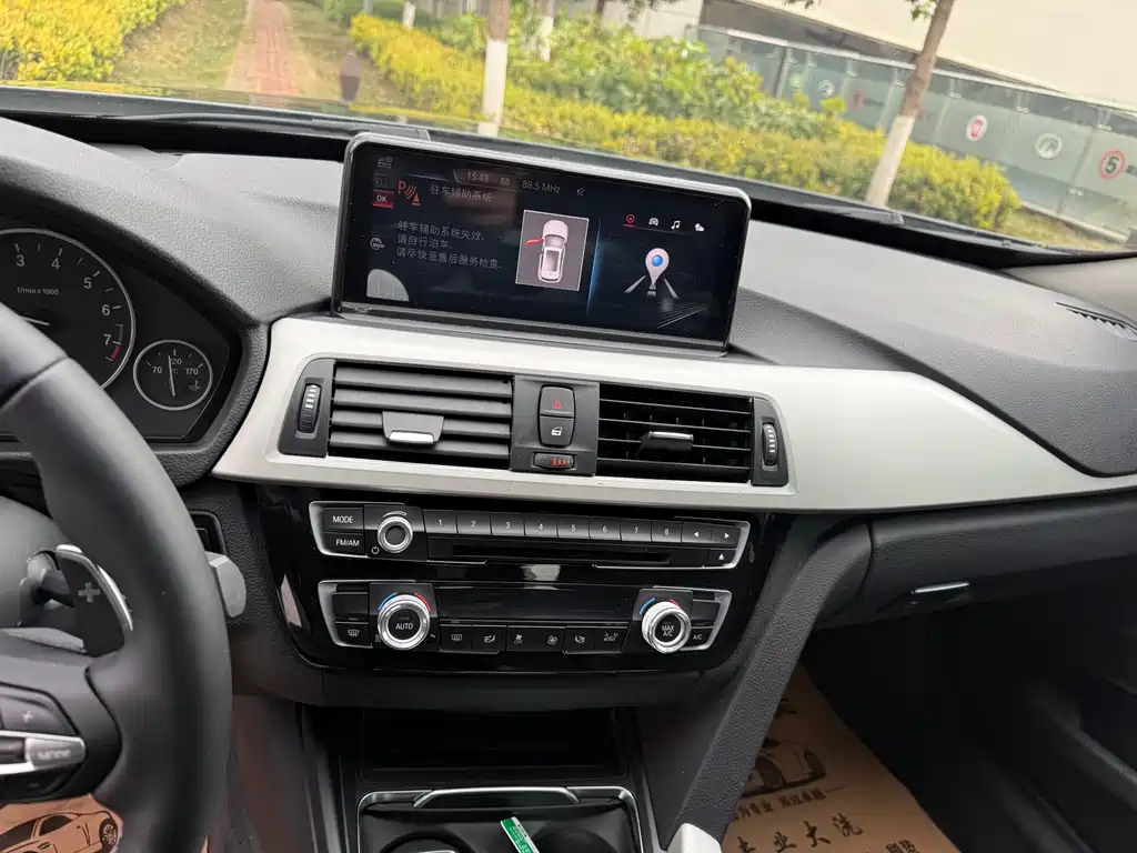 BMW 3 Series GT 2017 — фото 24