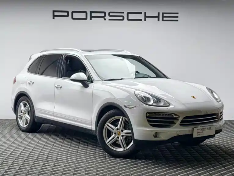Porsche Cayenne 2014