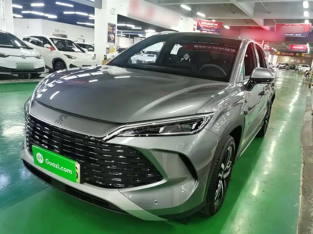 BYD L DM-i 2025 — фото 2