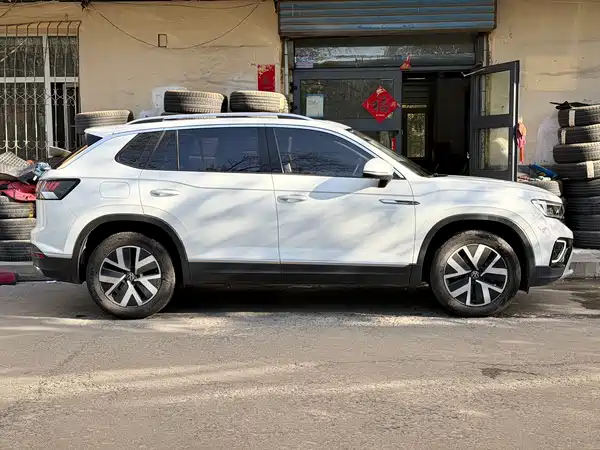 Volkswagen Tayron 2023