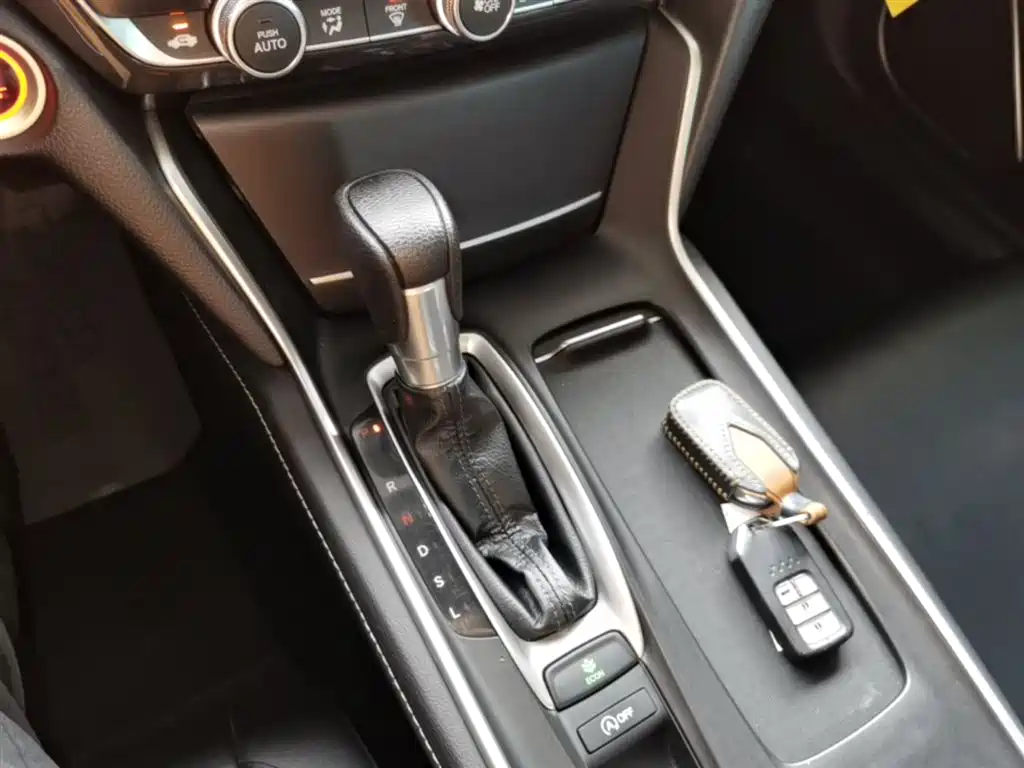 Honda Inspire 2020 — фото 14