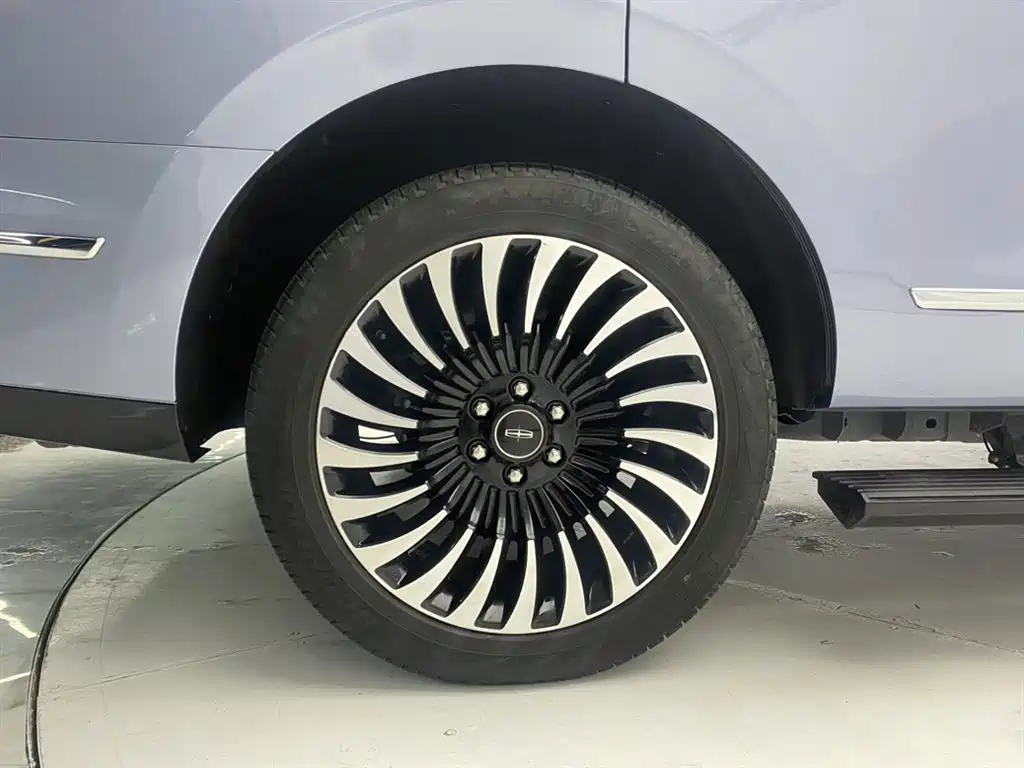 Lincoln Navigator 2023 — фото 11
