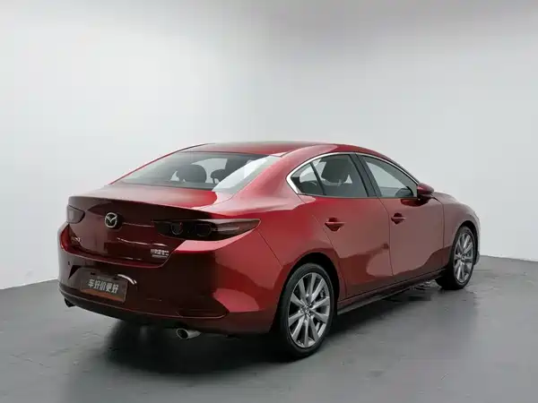 Mazda 3 Axela 2022