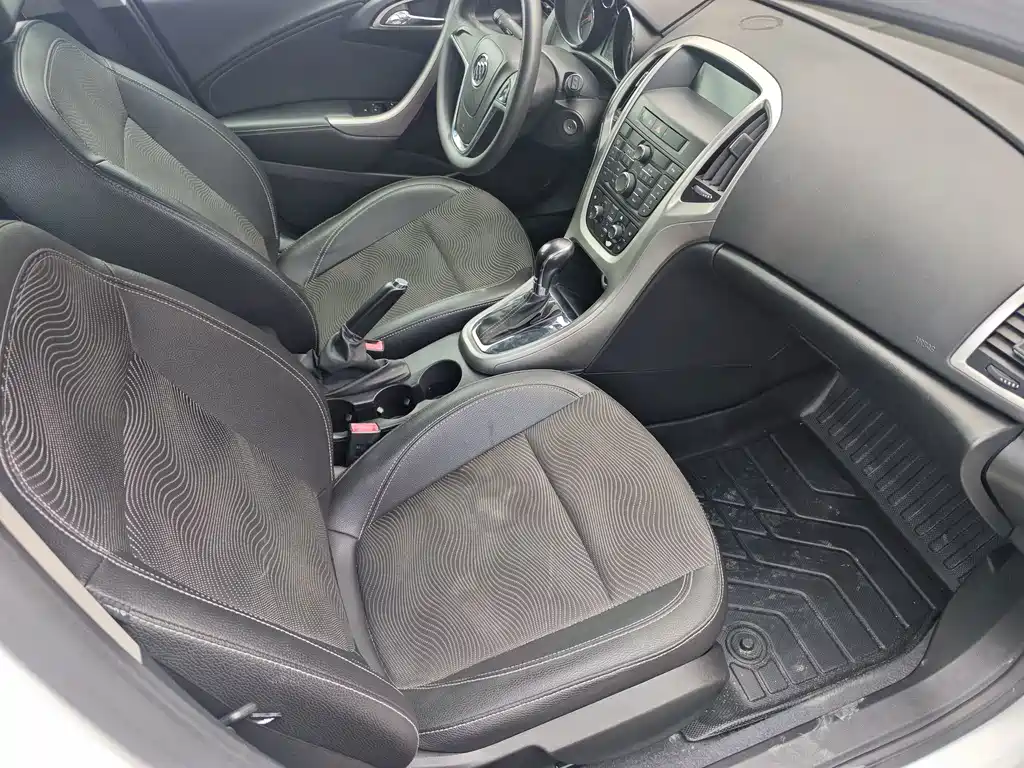 Buick Excelle 2015