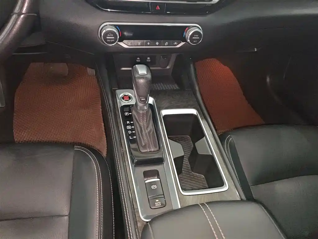 Nissan Teana 2023 — фото 14