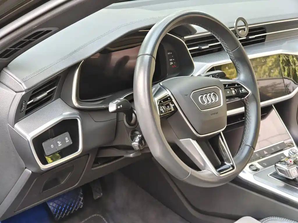 Audi A6L 2021 — фото 21