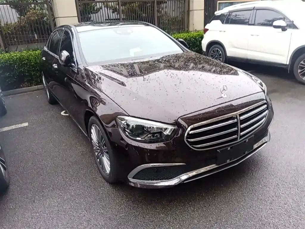 Mercedes-Benz E-Class 2021