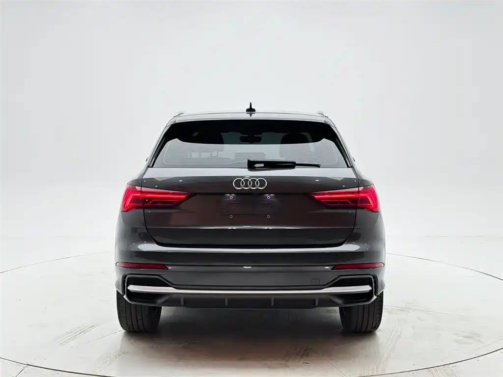 Audi Q3 2022 — фото 5