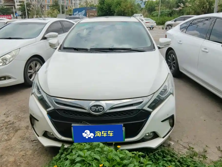 BYD Qin NEV 2017 — фото 2
