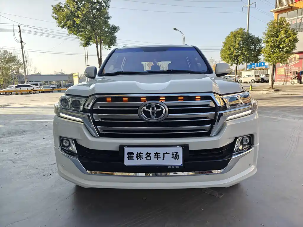 Toyota Land Cruiser 2016 — фото 2