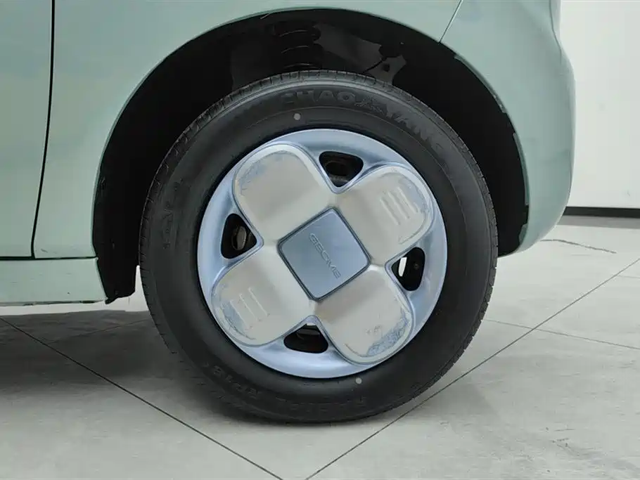 Geely Galaxy Panda 2023