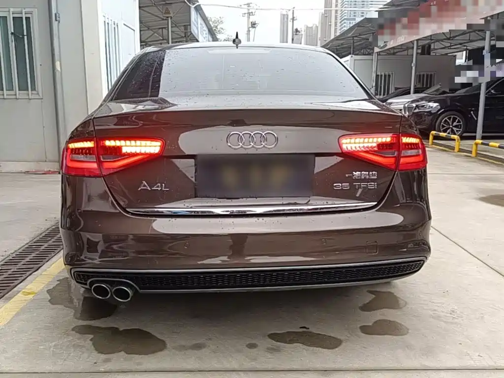 Audi A4L 2016
