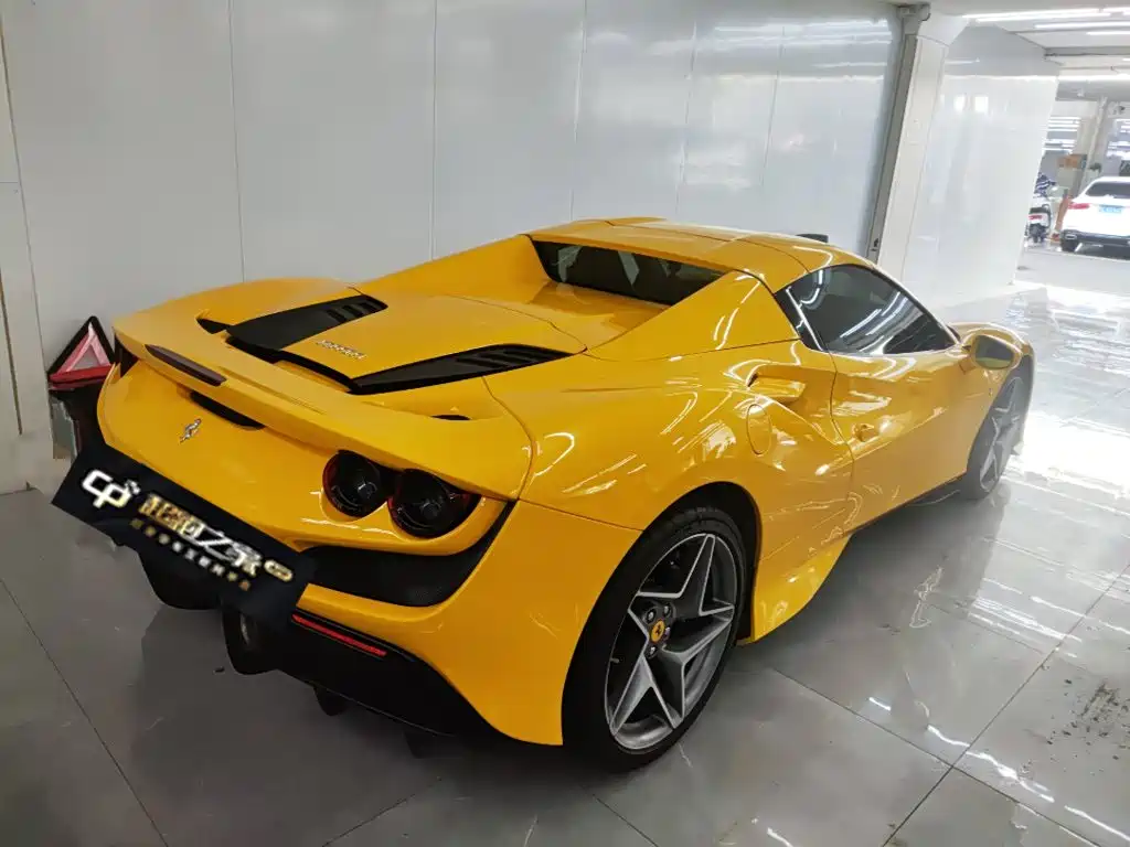 Ferrari F8 2021 — фото 2