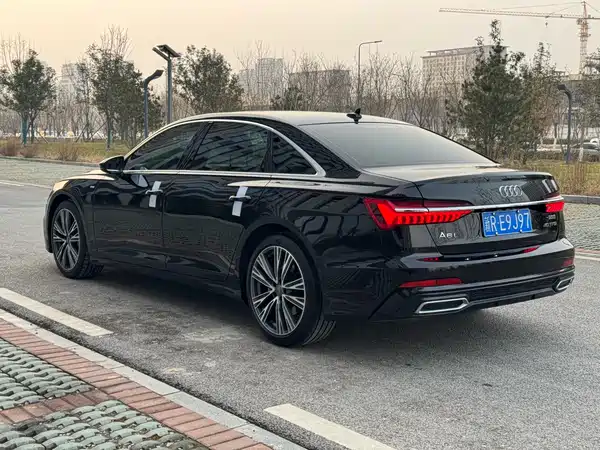 Audi A6L 2021