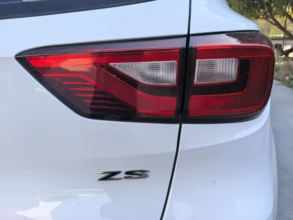 MG ZS 2018 — фото 13
