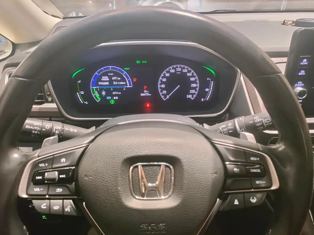 Honda Odyssey 2024 — фото 18
