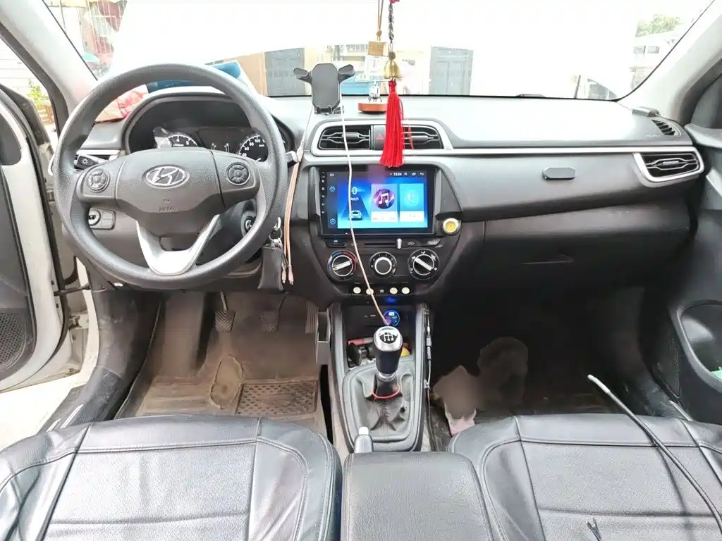 Hyundai Accent 2019 — фото 13