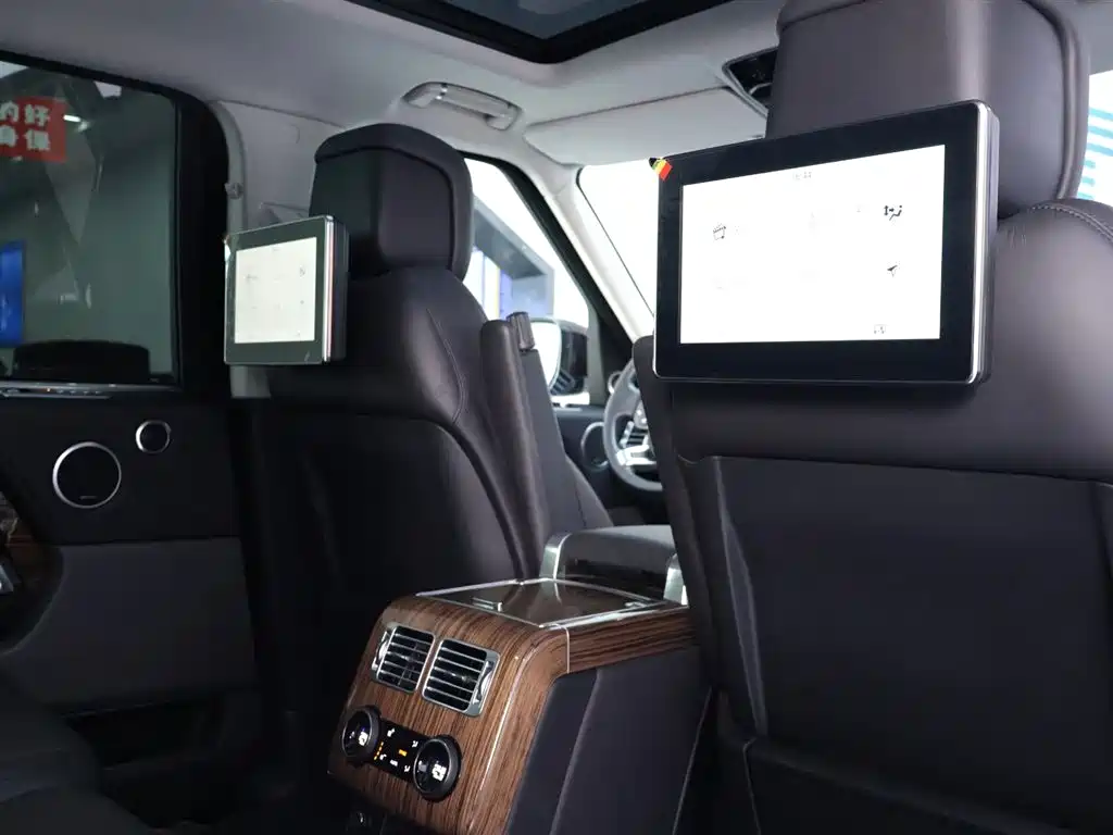 Land Rover Range Rover 2019 — фото 23