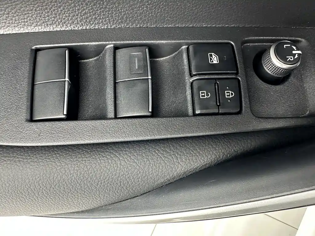 Toyota Levin 2023 — фото 12