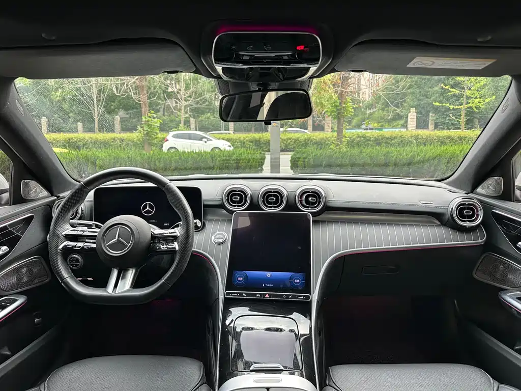 Mercedes-Benz C-Class 2023 — фото 10