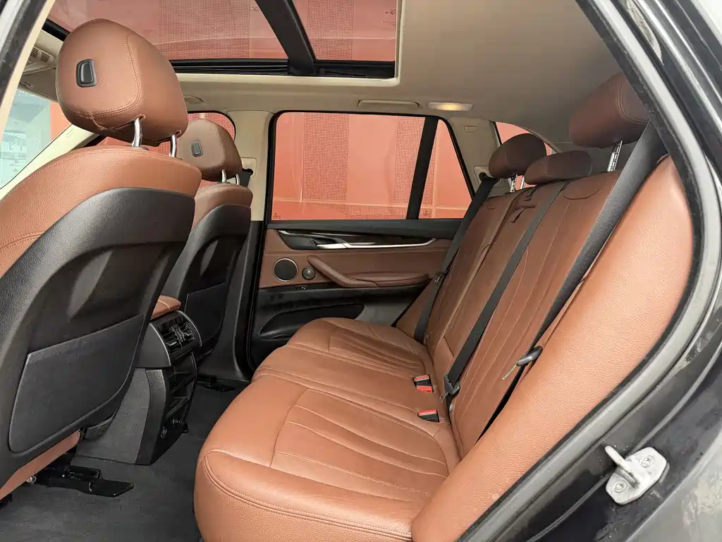 BMW X5 2015 — фото 6