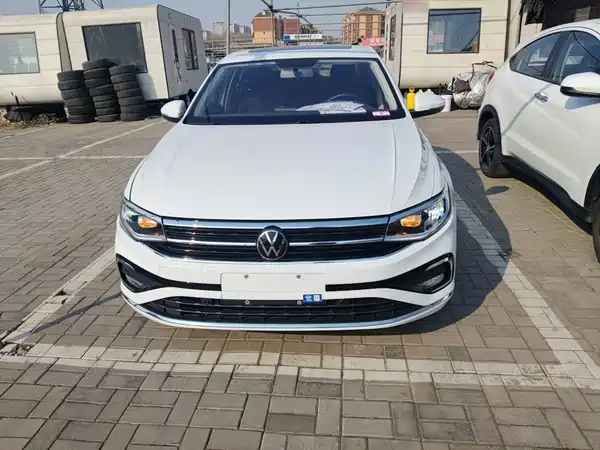 Volkswagen Bora 2023