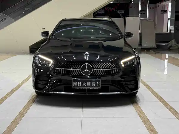 Mercedes-Benz E-Class 2022