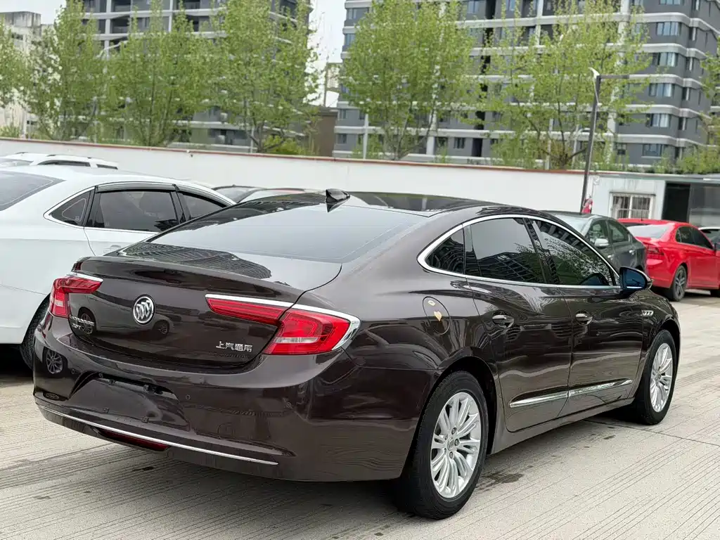 Buick LaCrosse 2017 — фото 7