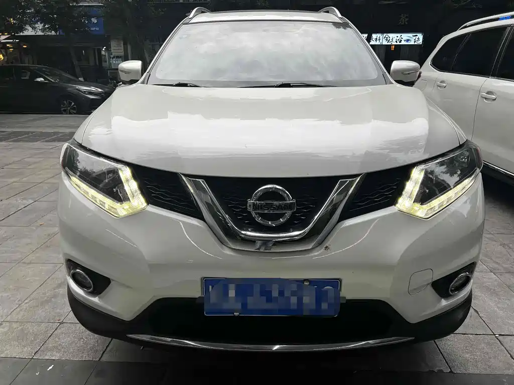 Nissan X-Trail 2016 — фото 2