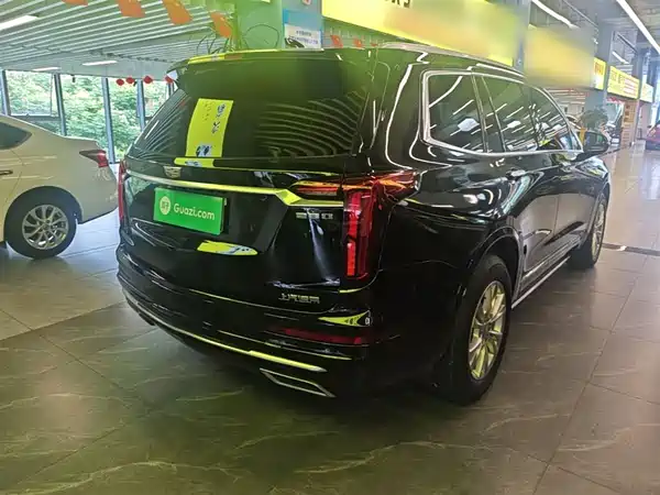 Cadillac XT6 2021