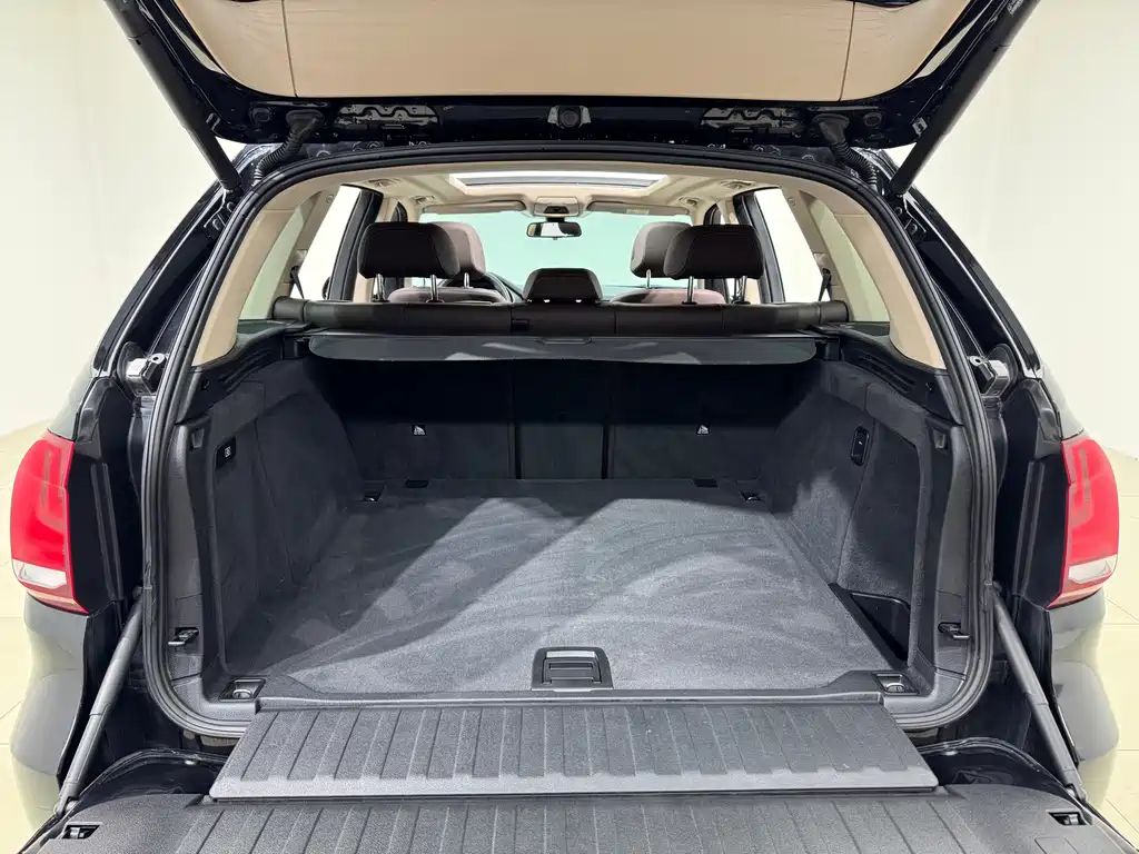 BMW X5 2018 — фото 30