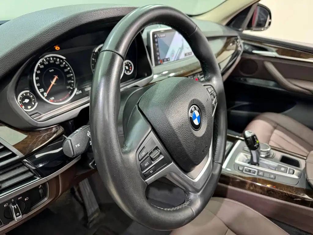 BMW X5 2018 — фото 20