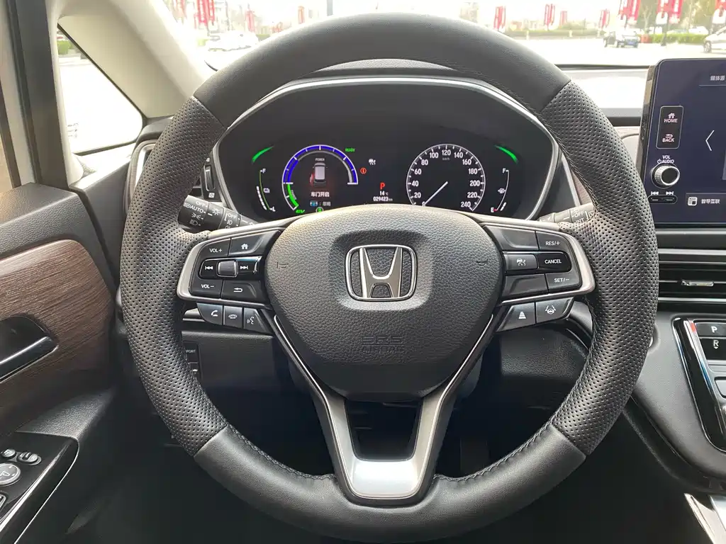 Honda Odyssey 2024 — фото 17