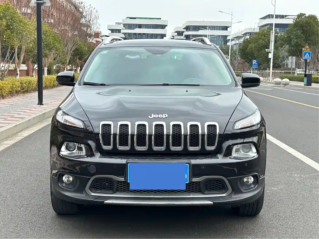 Jeep Cherokee 2016 — фото 2