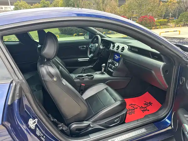 Ford Mustang 2019