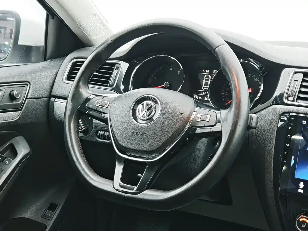 Volkswagen Sagitar 2018 — фото 13