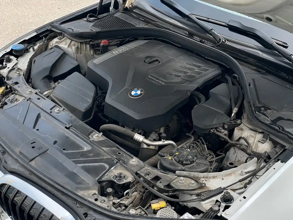 BMW 3 Series 2022 — фото 14