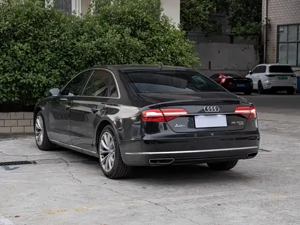 Audi A8 2016