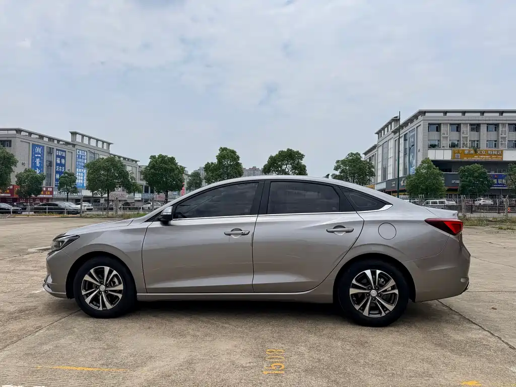 Changan Eado 2020 — фото 10