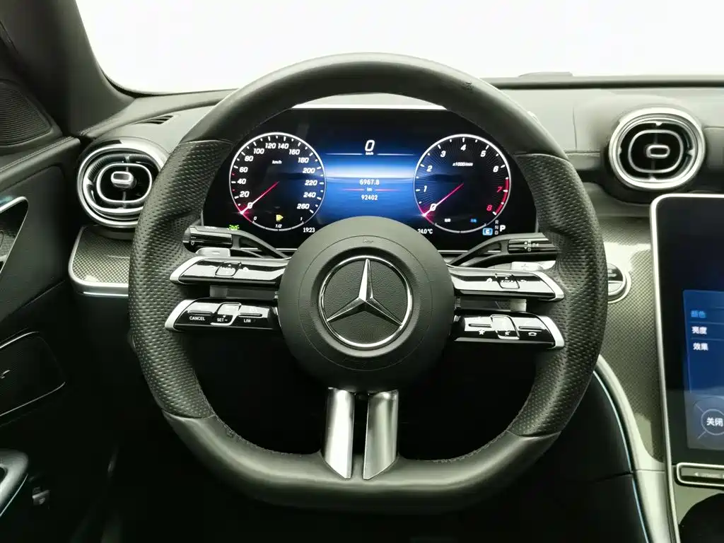 Mercedes-Benz C-Class 2022 — фото 11